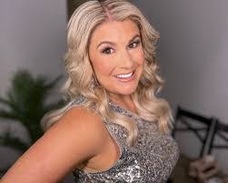 Carey Reed's Instagram, Twitter & Facebook