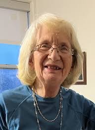 Phyllis Whitten's Instagram, Twitter & Facebook