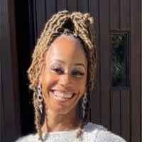 Jennifer Eiland's Instagram, Twitter & Facebook