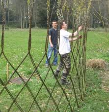 Simple And Stylish Tricks Can Change Your Life Brick Fence Porches Garden Fence Ideas Zaun Garten Garten Weidenzaun