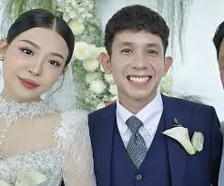 Hé lộ hình ảnh đầu tiên trong đám cưới Hồng Duy và vợ thạc sỹ