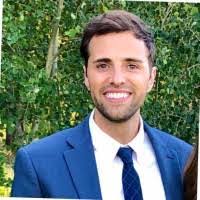 Dani Brady's Instagram, Twitter & Facebook