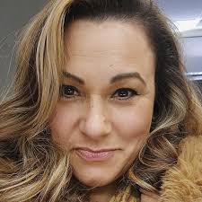 What are some family friendly resorts in Bermuda with meal plans and calm  beaches for a 4-year-old?