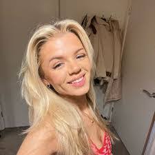 Forrest Whitehead's Instagram, Twitter & Facebook