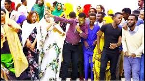 سُورَةٌ قُرَيْش‎, chapter quraysh) is the 106th chapter of the qur'an consisting of 4 ayat. Heestii Loo Qaday Habalaha Borama Hodan Live Show Najax Deeqsi Musicmall