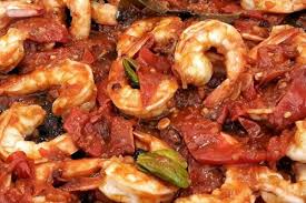 Tahu ukuran besar, potong sesuai selera • kerang dara kupas yang sudah direbus • tempe, potong sesuai selera • lengkuas,, geprek • air asam jawa • garam dan kaldu jamur • 🧄 bumbu halus • bawang merah. Resep Dan Cara Membuat Sambal Goreng Udang Yang Pedasnya Bikin Nagih