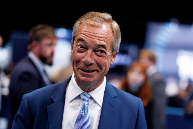 Nigel Farage caught on hidden camera 'celebrating foreign donations' to  Reform | News UK | Metro News
