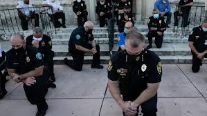 Police officers are the everyday heroes across america. Police Officers Are Joining Protesters For Prayers And Hugs In Several Us Cities Cnn