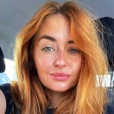 Lily Beth's Instagram, Twitter & Facebook