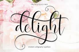 Fontsc.com is formed in the spirit of for fonts, where creative ideas meet beautiful designs as we all know great designs last forever! Delight Script 4 Font 21468 Calligraphy Font Bundles Swirly Fonts Calligraphy Styles Modern Calligraphy