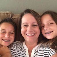 Suzan Davis Email & Phone Number