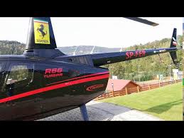 Piłkarz kupił ferrafi f12 berlinetta. Ferrari R66 Turbine Helicopter Robinson Lewandowski Robert Omyplane