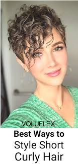 Below you can find some proposals for simple and … The Best Ways To Style Short Curly Hair Short Curly Hair