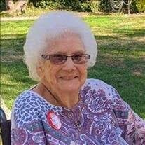 Shirley Lear's Instagram, Twitter & Facebook