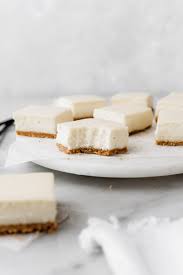 The lemon and orange zest help to lift the flavours, but don't lend a powerful citrus taste. Vanilla Bean Cheesecake Bars Cravings Journal