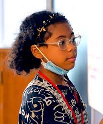 Vanessa Billings's Instagram, Twitter & Facebook