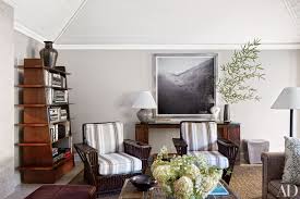 Gray living room walls allow you to go in almost any design direction, especially if you choose a lighter shade. Gray Bedroom Living Room Paint Color Ideas Architectural Digest