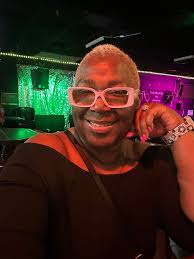 Introduction and photo sharing in ARIES group