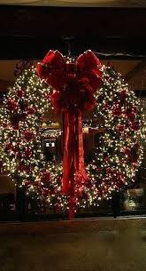 Lighted Wreath Christmas Wreaths Holiday Lights Display Christmas Spirit