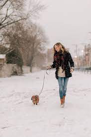 Staples For Winter Dog Walks What To Wear To Walk Your Dog In Winter Dog Walking Outfit Dog Walking Pretty Winter Outfits