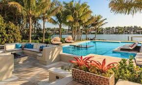 About 0% of these are decorative flowers a wide variety of pool tropical options are available to you, such as use, feature, and material. 15 Relaxing And Dramatic Tropical Pool Designs Home Design Lover