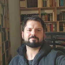 Gabriel boric font (punta arenas, 11 de febrero de 1986) 3 es un político chileno, egresado en ciencias jurídicas y sociales. Gabriel Boric Font On Twitter Hay Un Tema De Fondo En Todo Este Debate La Importancia De Respetar A Quien Piensa Distinto Hay Quienes Quieren Que Nos Comportemos Como Los Que Alguna