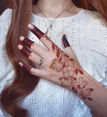 Image May Contain One Or More People And Closeup Engagement Mehndi Designs Henna Designs Feet Mehndi Designs