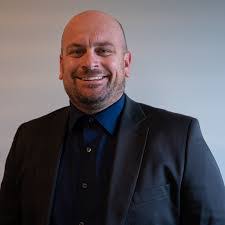 Timothy Preston's Instagram, Twitter & Facebook