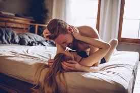 Was mögen männer männer verstehen wissen körpersprache lesen vergessen frau im bett männer im bett altersunterschied liebe wie ticken männer. Diese 5 Dinge Wurden Manner Beim Sex Gerne Offen Sagen Elle