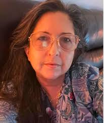 Hey, everybody, tell me how old you are. I'm just curious! I'm 65 and I  feel like I'm decades older than most of you all.