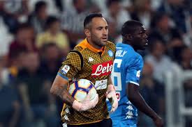 Napoli forward hirving lozano and goalkeeper david ospina are both out injured, the serie a club announced on monday. Napoli Bench David Ospina As He S 1 Appearance Away From Activating Option To Buy