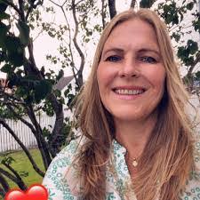 Angelina Grunert's Instagram, Twitter & Facebook