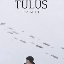 Tubuh saling bersandar ke arah mata angin berbeda kau menunggu datangnya malam saat kumenanti fajar. Stream Pamit Tulus Cover By Pangeranmudapm Listen Online For Free On Soundcloud