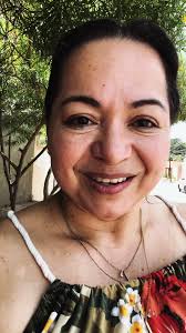 Hija de Elio Coronado: Amores y Tradiciones en Santa Cruz