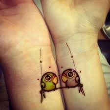 Resultado de imagem para tatuagens delicadas