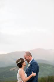 A Mountain Wedding Is Always A Good Idea We Re Loving This Breckenridge Moment Wedding Planner Flor With Images Mountain Wedding Venues Mountain Wedding Iconic Weddings