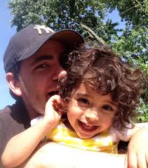 What To Expect When You're Expecting And Your Neighbor Writes A Dad Blog:  Advice For A New Dad