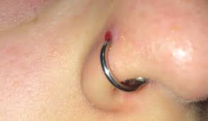 Iris piercing studio offers you a modern and safe experience without compromise. Nostril Piercing Ist Das Wildfleisch