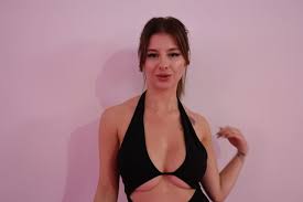 Mia Minou becomes editor-in-chief of Hot Slate – CASZIN – Adult Biz Magazine