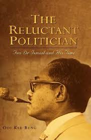 Dilahirkan pada 10 julai 1925)345 atau juga dikenali sebagai tun. The Reluctant Politician Tun Dr Ismail And His Time By Ooi Kee Beng