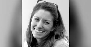 Jessica Mayhew's Instagram, Twitter & Facebook