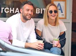 To date, her films have grossed over $6 billion worldwide. Ø§Ù„Ø±Ø¬Ø§Ù„ ÙÙŠ Ø­ÙŠØ§Ø© Ø¬Ù†ÙŠÙØ± Ù„ÙˆØ±Ø§Ù†Ø³ ÙˆØ«Ø±ÙˆØªÙ‡Ø§ ÙˆÙ…Ù† Ù‡Ùˆ Ø®Ø·ÙŠØ¨Ù‡Ø§ 10 ØµÙˆØ± Ù…Ø¬Ù„Ø© Ø§Ù„Ø¬Ø±Ø³