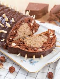 Der rehrücken ist ein kuchen, der in einer speziellen backform, der rehrückenform, gebacken wird. 10 Rehruckenkuchen Ideen Rehrucken Rehrucken Kuchen Kuchen