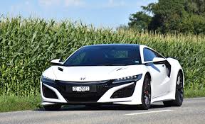 Honda committed to the project, with the intention of meeting or exceeding the performance of the then. Fahrbericht Honda Nsx Automobil Club Der Schweiz Acs