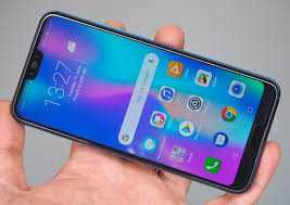 It's based on the android 8.1 oreo which is currently the latest android build and is certainly ahead in terms of software features. Honor 10 Dual Camera Smartphone Review Ephotozine