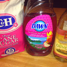 Dry Cracked Feet Or Maybe Just Want Post Pedi Feel Mix Together 1 4 Cup Regular Sugar 1 Tbs Olive Health And Beauty Tips Dry Cracked Feet Health And Beauty