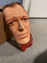 JOHN WAYNE CLAY ART SF WALL HANGING MASK 1980S NICE! for Sale in Lake View  Terrace, CA