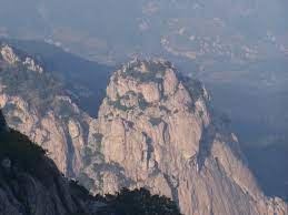 During the 2010 census , there were 941,095 inhabitants, of which 394,855 were classified as urban. Tai Shan Wikipedia
