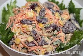 салат с фасолью и сухариками и корейской морковью и колбасой Salat S Fasolyu Korejskoj Morkovyu I Suharikami Antoshka Fotorecept S Podrobnym Opisaniem Ot Harch Ru
