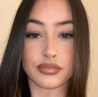 Yolanda Raya's Instagram, Twitter & Facebook